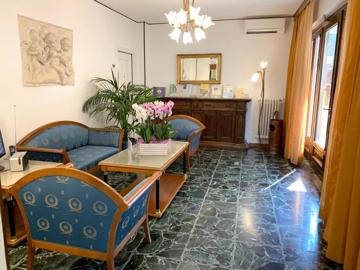 Hotel Villa Margherita Limone sul Garda Buitenkant foto