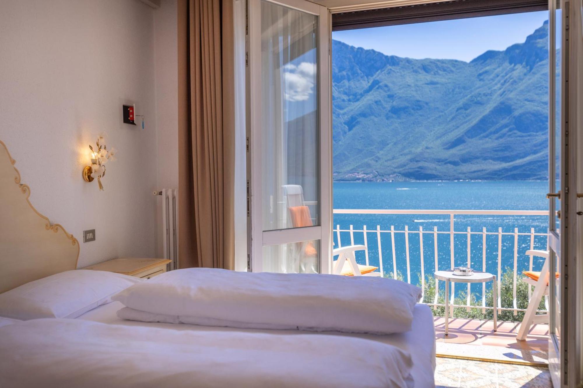 Hotel Villa Margherita Limone sul Garda Buitenkant foto