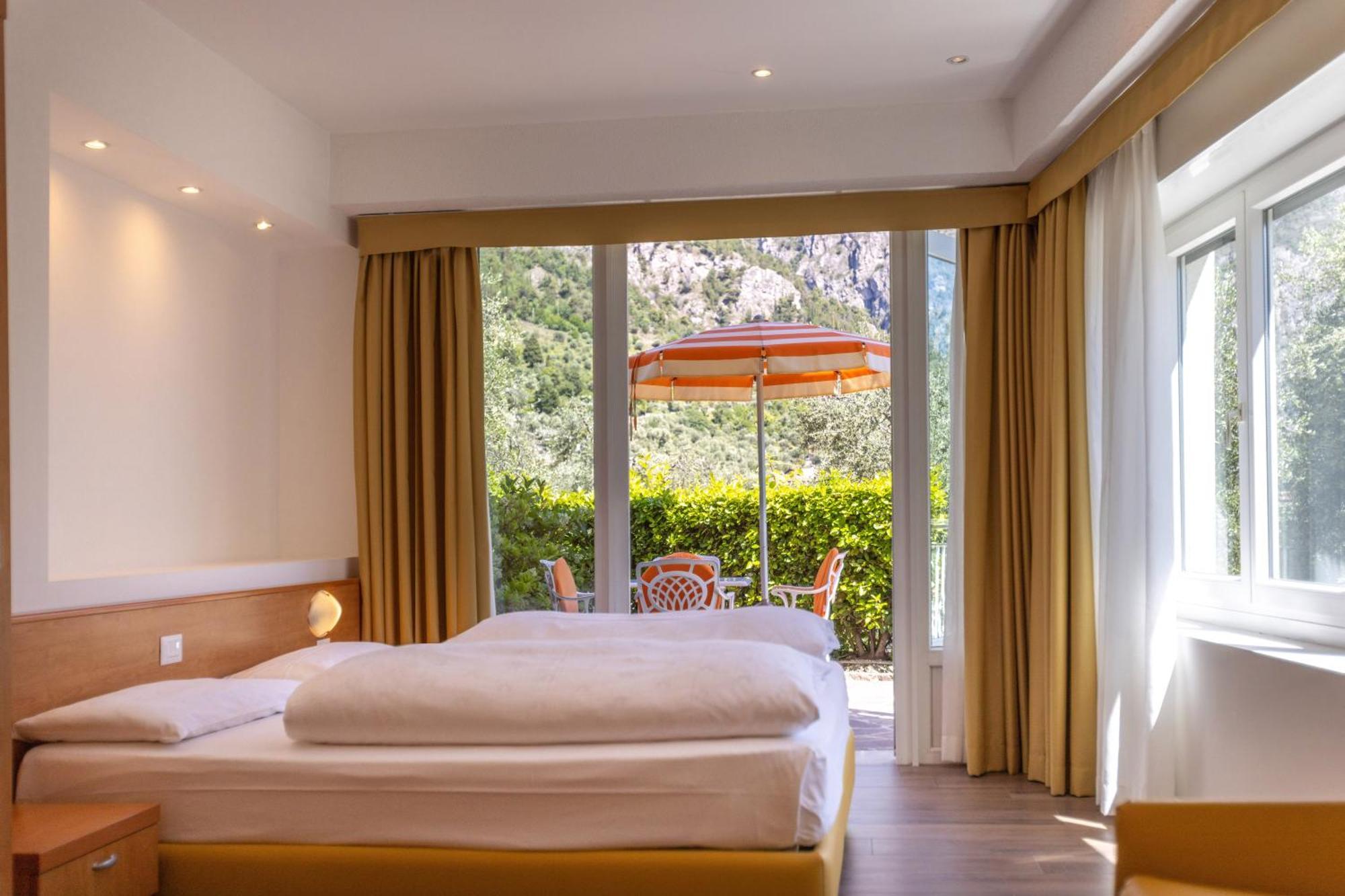 Hotel Villa Margherita Limone sul Garda Buitenkant foto