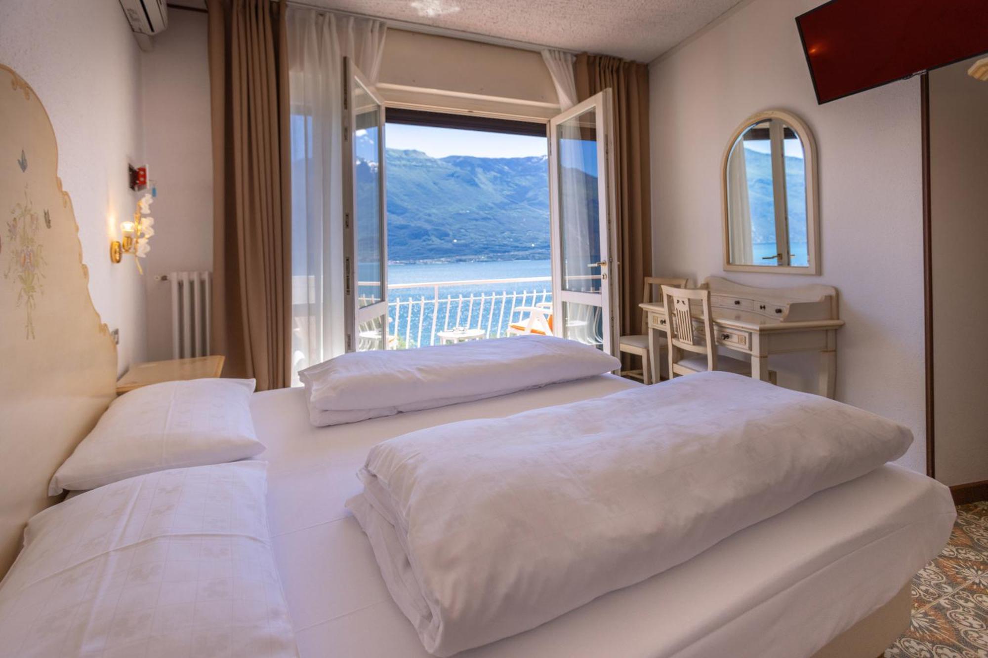 Hotel Villa Margherita Limone sul Garda Buitenkant foto
