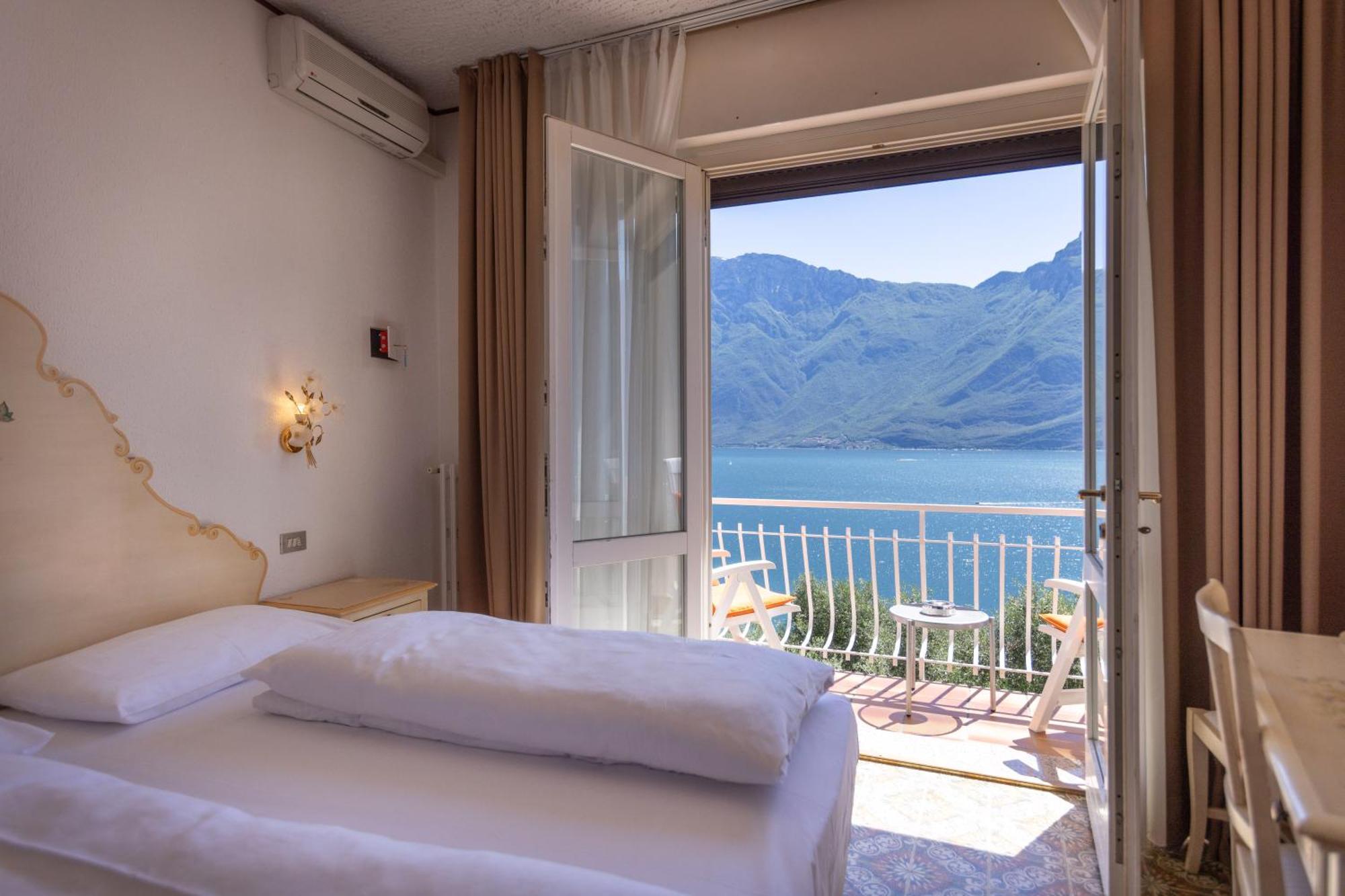 Hotel Villa Margherita Limone sul Garda Buitenkant foto