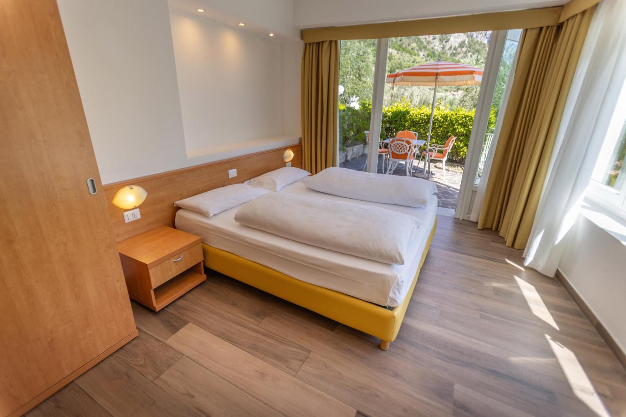 Hotel Villa Margherita Limone sul Garda Buitenkant foto