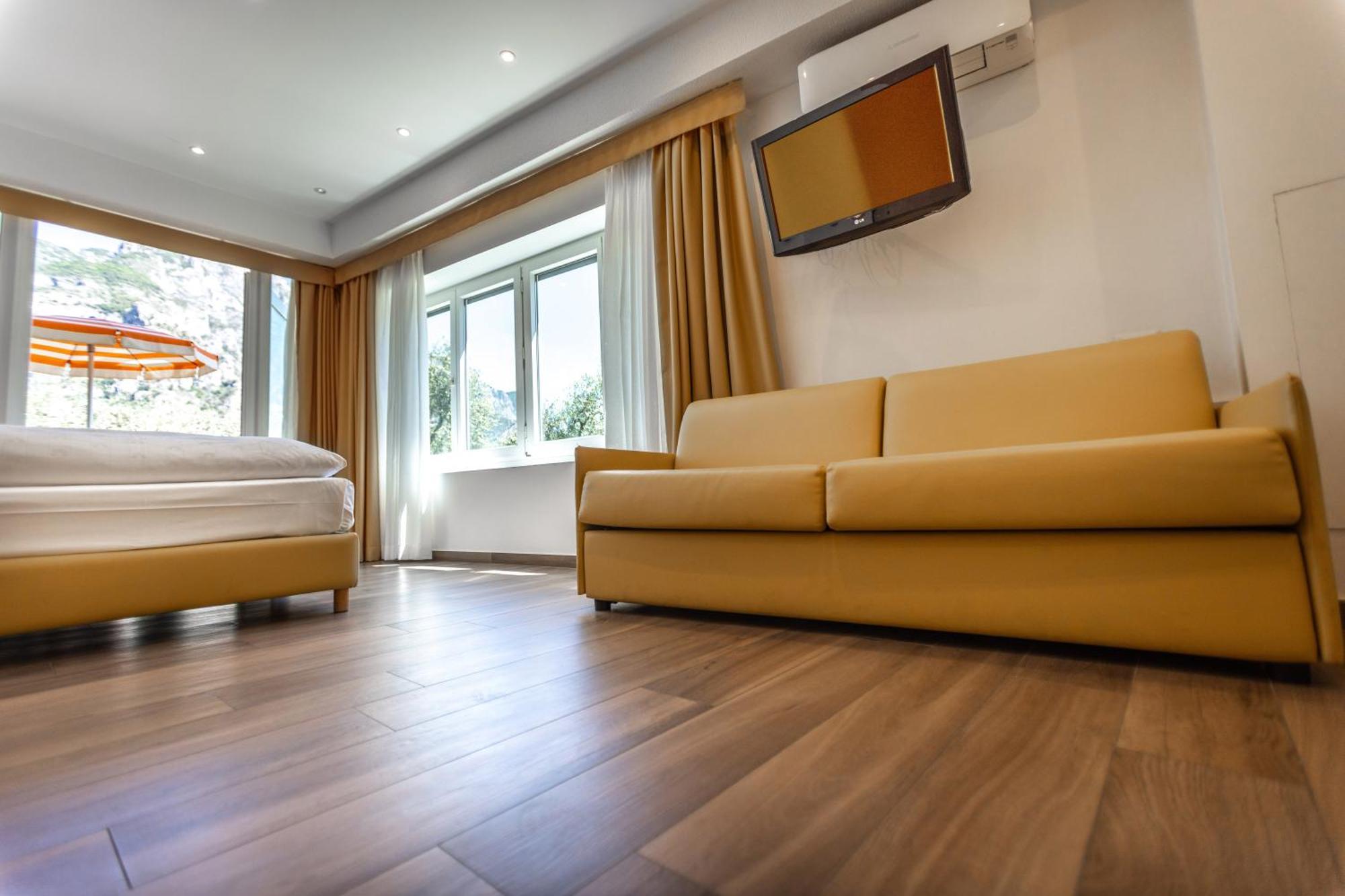 Hotel Villa Margherita Limone sul Garda Buitenkant foto