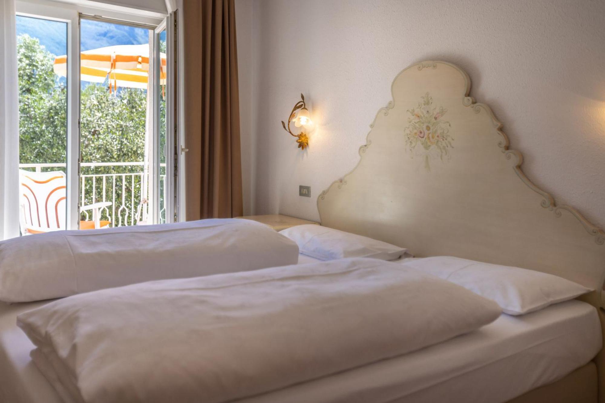 Hotel Villa Margherita Limone sul Garda Buitenkant foto