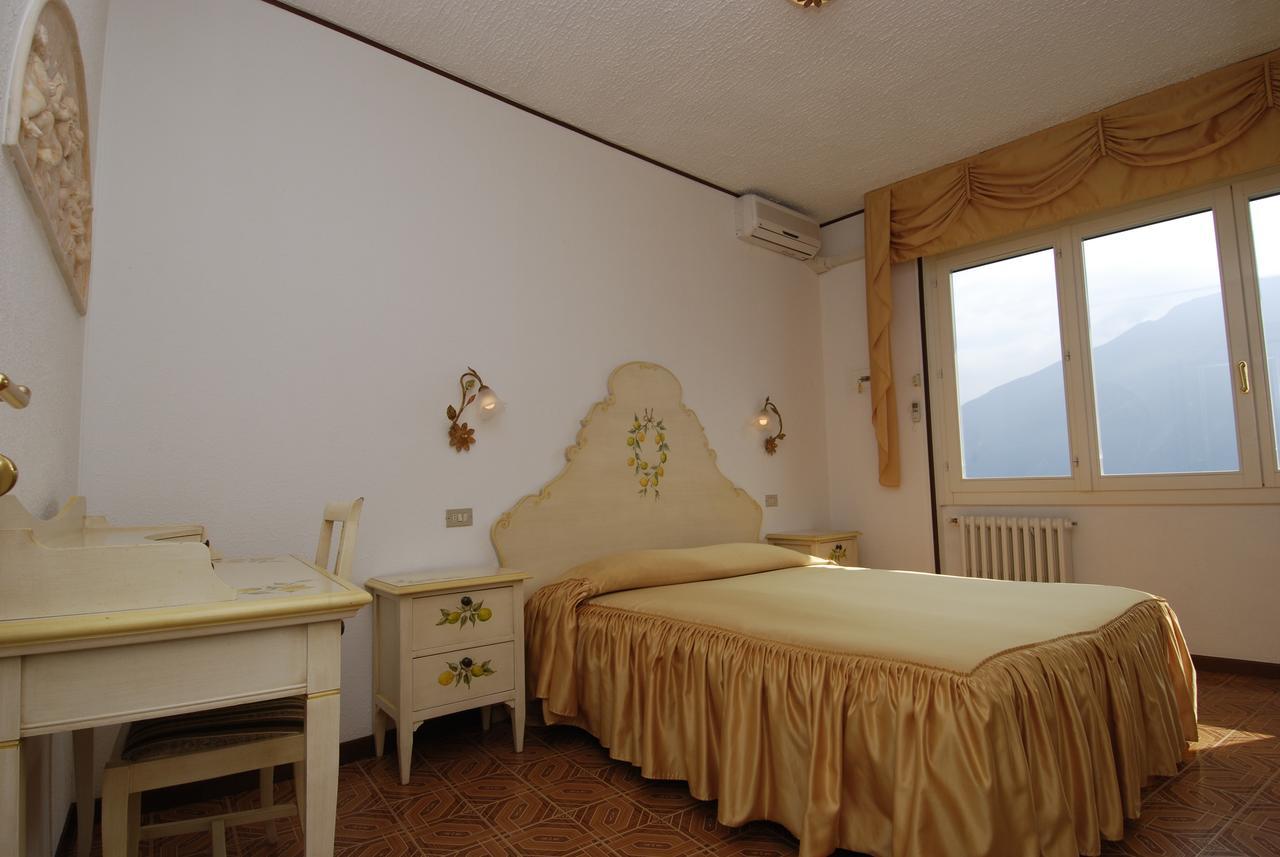 Hotel Villa Margherita Limone sul Garda Buitenkant foto
